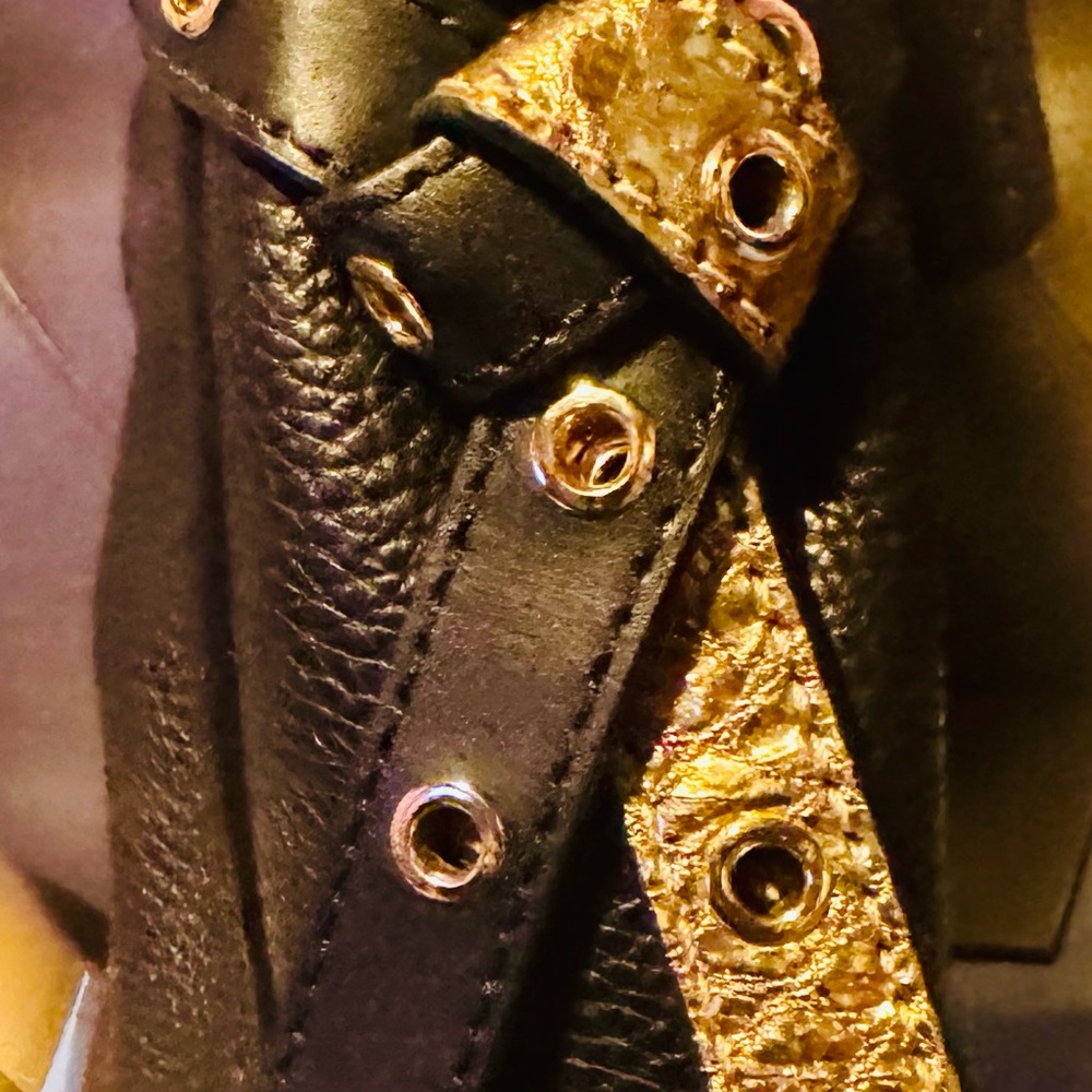 Michael Kors Black and Gold Shoulder Bag - Picture 5 of 7